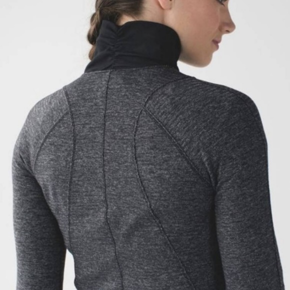 Lululemon Runderful half-zip pullover - Picture 3 of 7